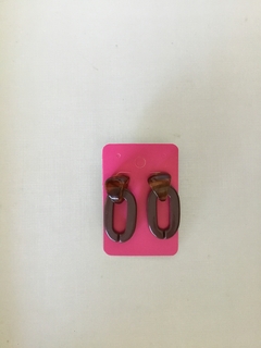 Brinco resina marrom - Acessórios da Vivi