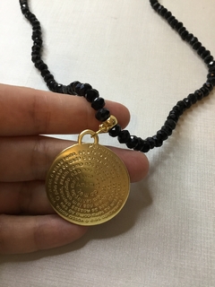 Colar curto pai nosso na internet