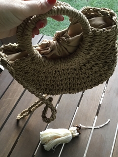 Bolsa de passeio palha caramelo na internet