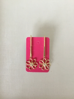Brinco floral