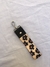 Llavero Flores Negras - comprar online