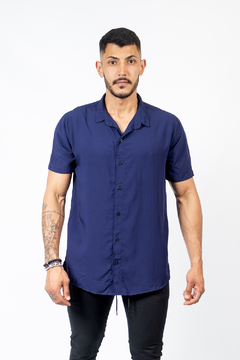 CAMISA BÁSICA AZUL MARINHO