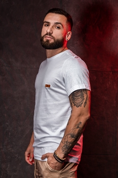 WHITE BASIC T-SHIRT - online store