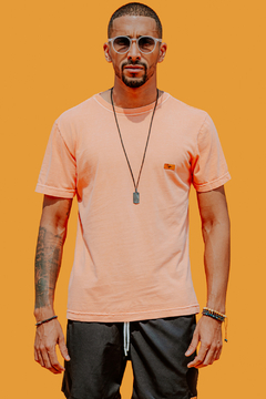 CAMISETA ESTONADA LARANJA