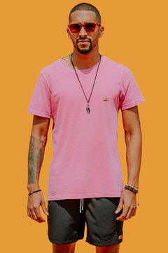 CAMISETA ESTONADA ROSA NEON - Estilo Ráfia