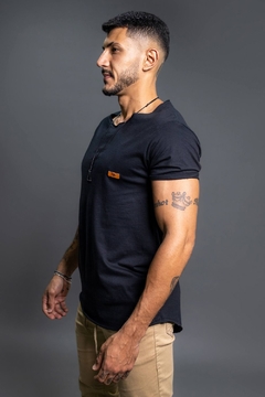 CAMISETA LONGLINE PRETA - buy online