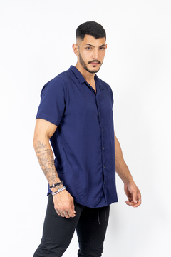 CAMISA BÁSICA AZUL MARINHO - buy online