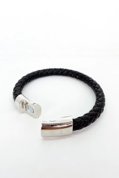 PULSEIRA POLÔNIA DE COURO PRETO na internet