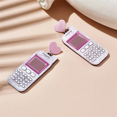 Celular rosa aretes
