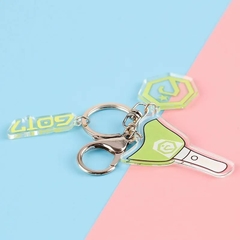 Imagen de Llaveros kpop, Twice, EXO, BTS, Blackpink, Seventeen, Shinee, Nct, Got7