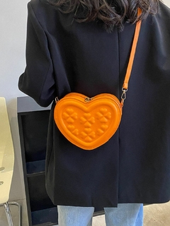 Bolso corazón con tréboles crossbody