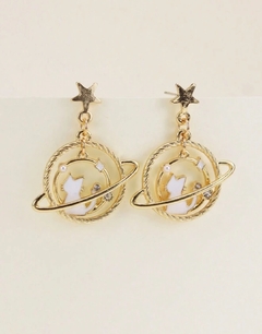 Gatito Saturno dorado, poste de plata .925