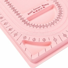 Tabla de diseño para accesorios color rosa en internet