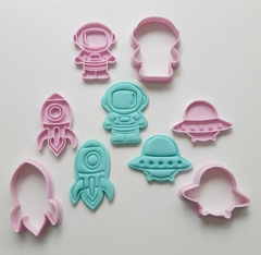Cortador Espaço Cute com carimbo - Tamanho P