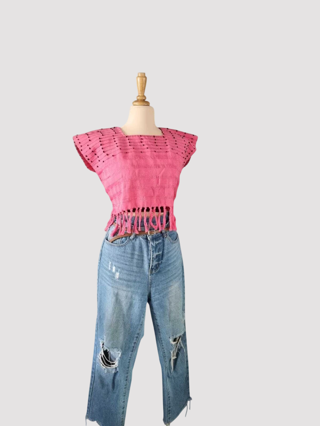 Huipilillo tipo crop top elaborado con tecnica de deshilado