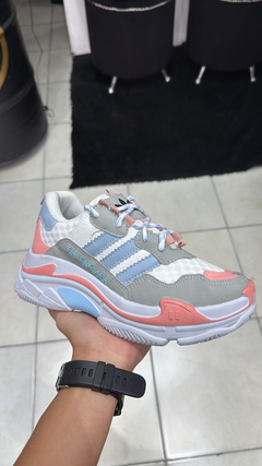 Balenciaga rosa y celeste