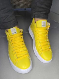 Modelo Barcelona amarilla - comprar online