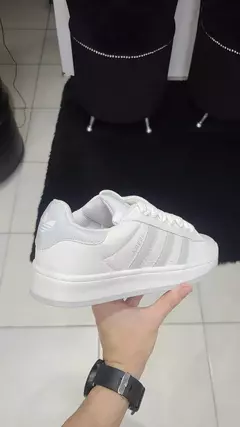 Adidas Campus de Cuero blancas en internet