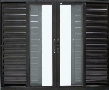 VENEZIANA 6 FOLHAS PRETA LINHA MODULAR