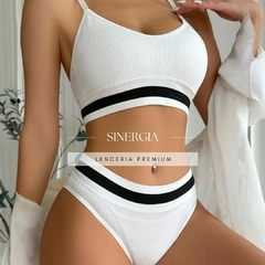 Imagen de CONJUNTO ATENEA