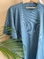 Camisa “Positive Vibes” (verde musgo)