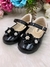 Sapatinho Preto Verniz Flor Pérolas e Strass