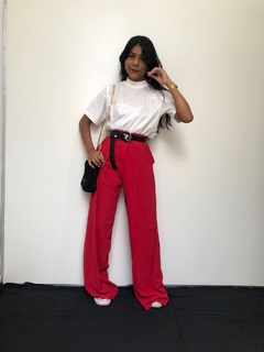 Imagem do TSHIRT GOLA ALTA BRANCA LISA
