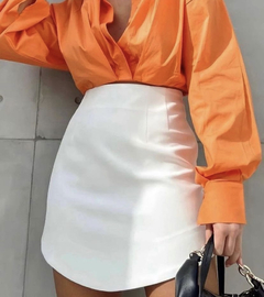 SHORT SAIA INSPIRAÇAO ZARA TECIDO ALFAIATARIA - comprar online