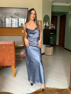 Vestido slip dress acetinado Lorena na internet