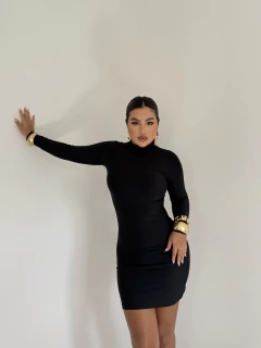 VESTIDO CURTO MANGA LONGA COM GOLA - comprar online