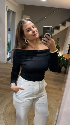 BLUSA OMBRO na internet