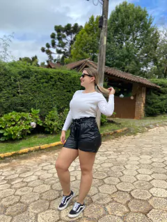 Shorts Toffee na internet