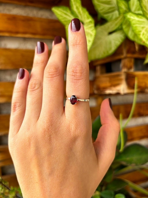 Anel Granada - Prata 925