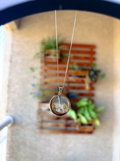 Colar Luna: Quartzo - Banho Ouro 18k - Rayo Cristais