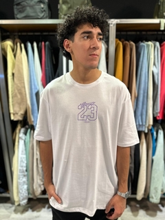 OM Remera Over 23 (RE1230) - comprar online