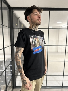 MH Remera VHS (RE1088) - tienda online