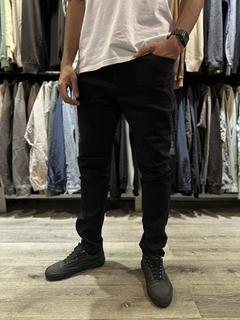 OM Jean Straight Black (PA1034) en internet