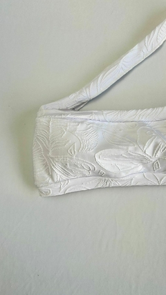 Bando Magnolia lycra texturada. - ula beach