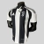 camisa-juventus-home-titular-i-1-preto-branco-24-25-adidas-jogador-masculina-gola-redonda-2.jpg