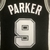 Jersey San Antonio Spurs Retro 02/03 Mitchell & Ness Preta - Camisa oficial do San Antonio Spurs - Design retrô exclusivo - Alta qualidade Mitchell & Ness - Modelo clássico 02/03 - Para os fãs do basquete - Produto licenciado pela NBA - Edição limitada - 