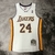 Jersey Los Angeles Lakers Retro 09/10 Mitchell & Ness Branca - Camiseta Jersey Los Angeles Lakers Mitchell & Ness - Jersey Los Angeles Lakers Branca Mitchell & Ness - Camiseta Lakers Retro 09/10 Mitchell & Ness - Jersey Lakers 09/10 Mitchell & Ness Branca