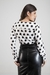 Blusa Feminina Manga Longa Decote V Viscolinho na internet