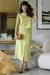 Conjunto de Saia Cargo Midi com Blusa Regata Canoa Alfaiataria - Alfredo Augusto