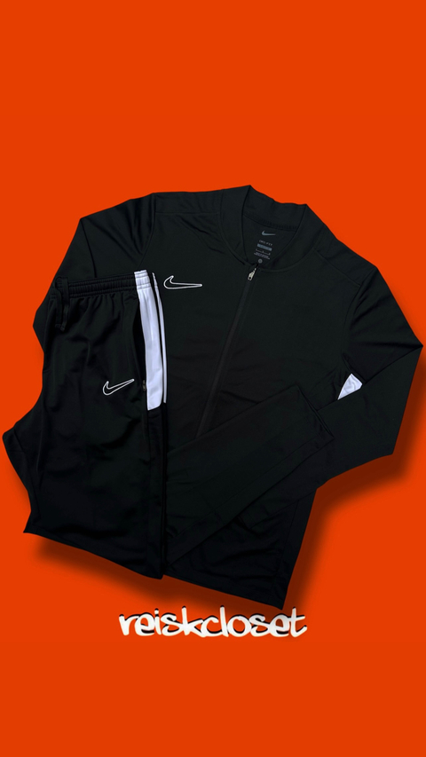 CONJUNTO NIKE