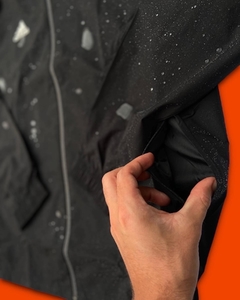 JAQUETA IMPERMEÁVEL ADIDAS - loja online