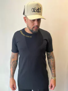 Camiseta Longline Abda Blessed Preta na internet