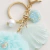 Chaveiro dourado pompom concha fofo - comprar online