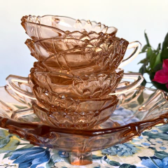 PONCHERA Y TAZAS DE VIDRIO PRENSADO ART DECÓ