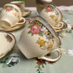 SET DE 6 POCILLOS DE CAFÉ CON PLATO DE LOZA INGLESA WOODS IVORY WARE ENGLAND - tienda online