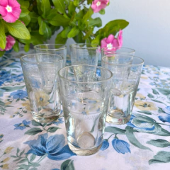 SET DE 6 VASOS DE VIDRIO GRABADOS AL ÁCIDO 9 CM X 6 CM - comprar online